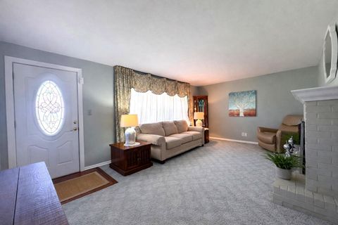 Tiny photo for 601 S Binkley Street, West Frankfort, IL 62896 (MLS # 12601008)