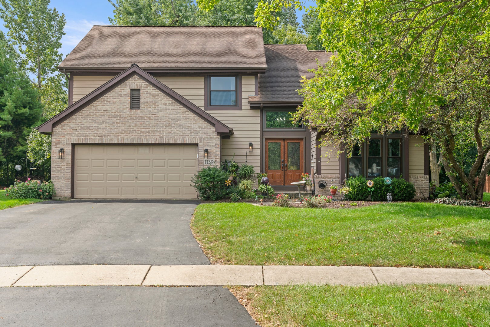 1139 Grand Oak Court