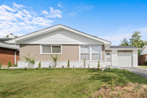 Photo of 3216 Maple Lane, Hazel Crest, IL 60429 (MLS # 12783581)