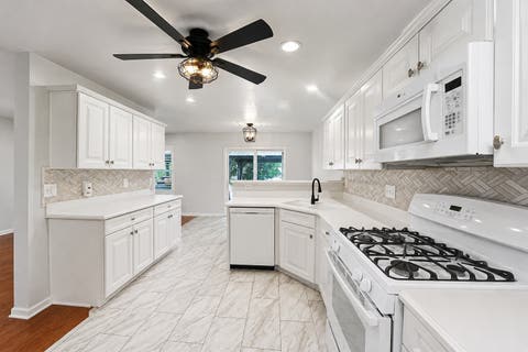 Tiny photo for 600 Vine Street, Hampshire, IL 60140 (MLS # 12737704)