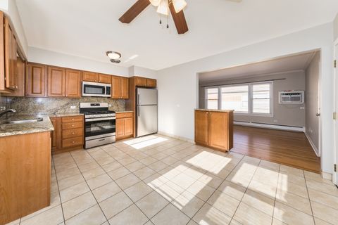 Tiny photo for 2245 Des Plaines Avenue #B, North Riverside, IL 60546 (MLS # 12527417)