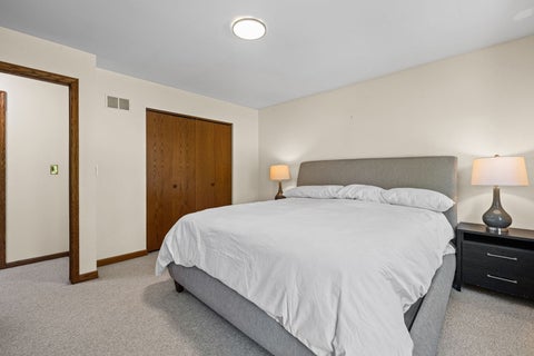 Tiny photo for 281 Tyler Court, Libertyville, IL 60048 (MLS # 12710943)