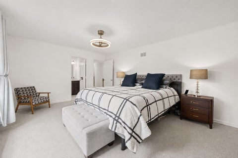Tiny photo for 281 Tyler Court, Libertyville, IL 60048 (MLS # 12710943)