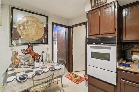 Tiny photo for 1107 E Algonquin Road #4, Arlington Heights, IL 60005 (MLS # 12497718)