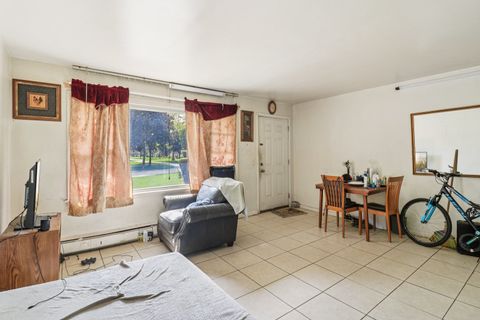 Tiny photo for 1107 E Algonquin Road #4, Arlington Heights, IL 60005 (MLS # 12497718)