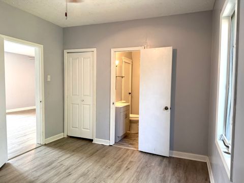 Tiny photo for 806 E Boulevard Street, Marion, IL 62959 (MLS # 12686862)