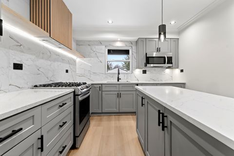 Tiny photo for 426 Argyll Lane, Schaumburg, IL 60194 (MLS # 12590696)