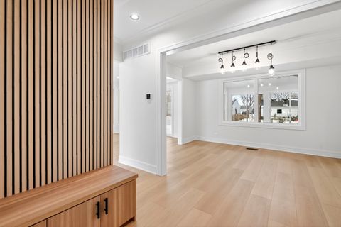 Tiny photo for 426 Argyll Lane, Schaumburg, IL 60194 (MLS # 12590696)