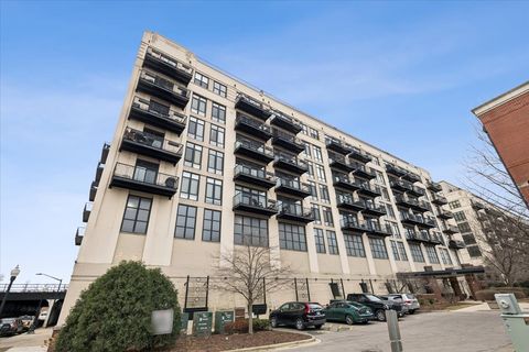Photo of 1525 S Sangamon Street #716, Chicago, IL 60608 (MLS # 12594414)