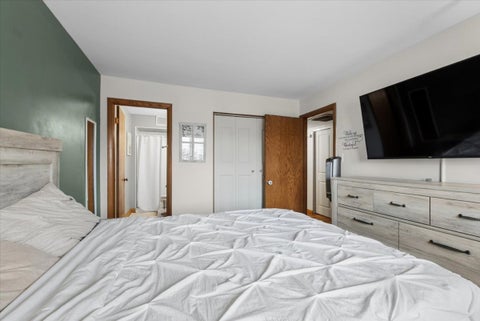 Tiny photo for 10704 Kilpatrick Avenue #3B, Oak Lawn, IL 60453 (MLS # 12719833)
