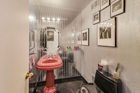 Tiny photo for 336 Rivershire Court, Lincolnshire, IL 60069 (MLS # 12484796)