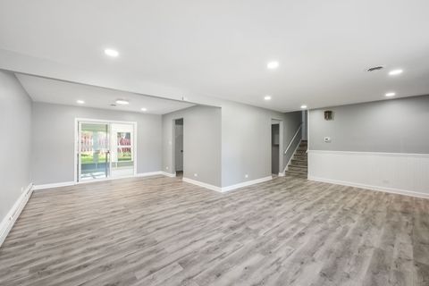 Tiny photo for 8746 S 81st Court, Hickory Hills, IL 60457 (MLS # 12630926)