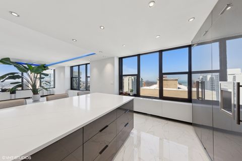 Tiny photo for 3150 N Lake Shore Drive #27F, Chicago, IL 60657 (MLS # 12329383)