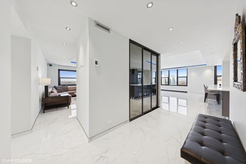 Tiny photo for 3150 N Lake Shore Drive #27F, Chicago, IL 60657 (MLS # 12329383)