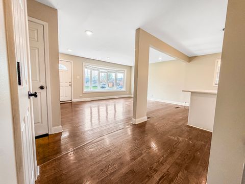 Tiny photo for 7241 Beloit Avenue, Bridgeview, IL 60455 (MLS # 12622299)