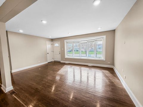 Tiny photo for 7241 Beloit Avenue, Bridgeview, IL 60455 (MLS # 12622299)