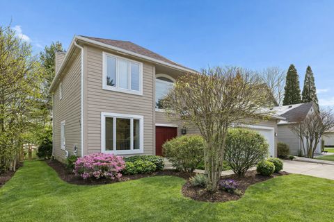 Photo of 980 Half Day Road, Highland Park, IL 60035 (MLS # 12683912)