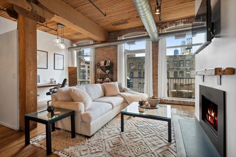 Tiny photo for 550 N Kingsbury Street #515, Chicago, IL 60654 (MLS # 12466171)