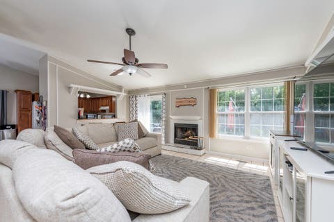 Tiny photo for 3609 Harbor Ridge Drive, Zion, IL 60099 (MLS # 12735813)