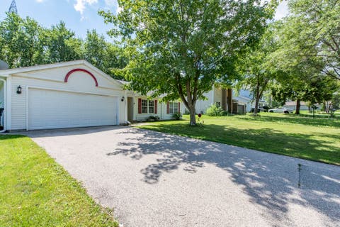 Tiny photo for 3609 Harbor Ridge Drive, Zion, IL 60099 (MLS # 12735813)
