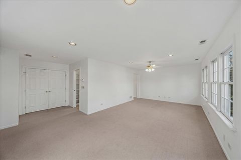Tiny photo for 100 Williamsburg Road, Evanston, IL 60203 (MLS # 12536808)