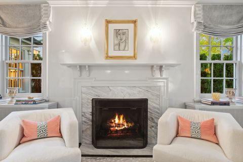 Tiny photo for 85 Sunset Place, Lake Forest, IL 60045 (MLS # 12574866)