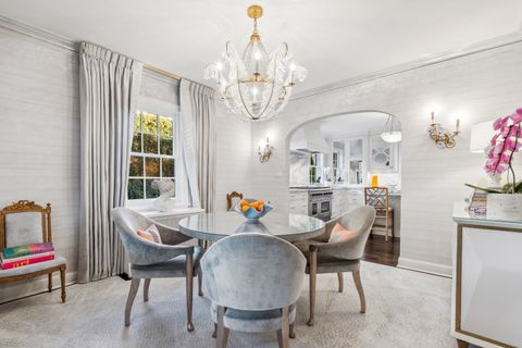 Tiny photo for 85 Sunset Place, Lake Forest, IL 60045 (MLS # 12574866)