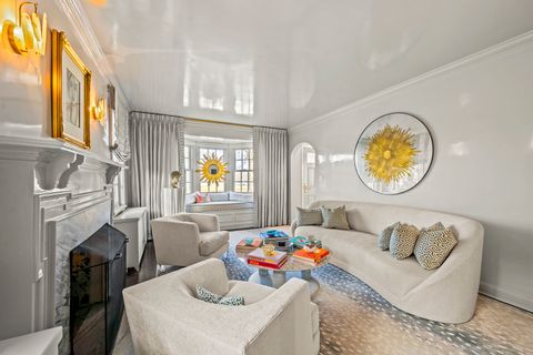 Tiny photo for 85 Sunset Place, Lake Forest, IL 60045 (MLS # 12574866)