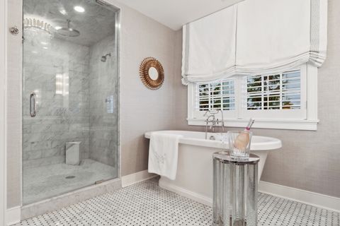 Tiny photo for 85 Sunset Place, Lake Forest, IL 60045 (MLS # 12574866)