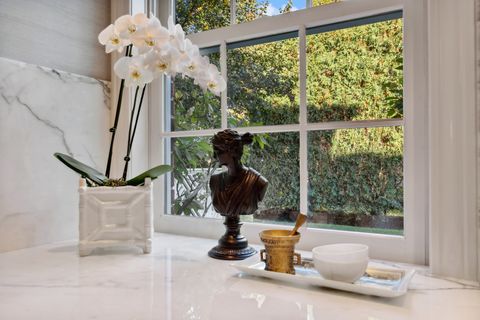 Tiny photo for 85 Sunset Place, Lake Forest, IL 60045 (MLS # 12574866)