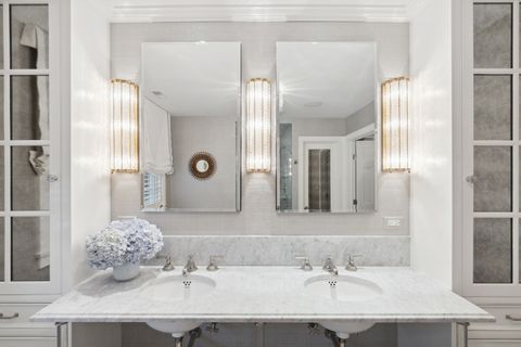 Tiny photo for 85 Sunset Place, Lake Forest, IL 60045 (MLS # 12574866)