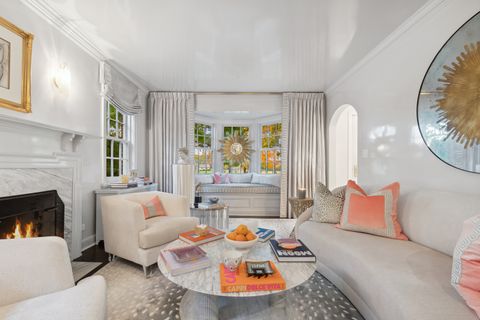 Tiny photo for 85 Sunset Place, Lake Forest, IL 60045 (MLS # 12574866)