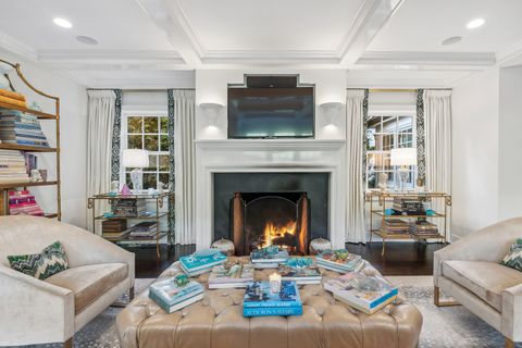 Tiny photo for 85 Sunset Place, Lake Forest, IL 60045 (MLS # 12574866)