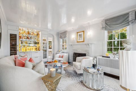 Tiny photo for 85 Sunset Place, Lake Forest, IL 60045 (MLS # 12574866)