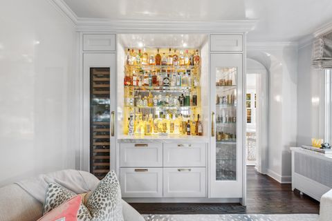 Tiny photo for 85 Sunset Place, Lake Forest, IL 60045 (MLS # 12574866)