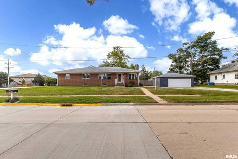 Tiny photo for 105 W PRICE Street, Eldridge, IA 52748 (MLS # QC4267231)