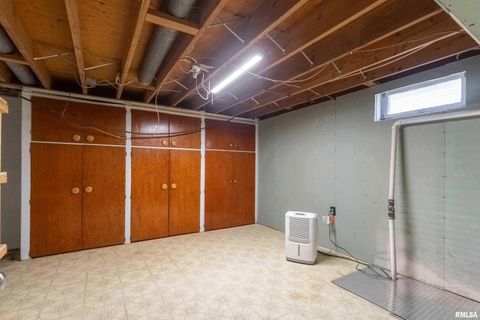 Tiny photo for 105 W PRICE Street, Eldridge, IA 52748 (MLS # QC4267231)