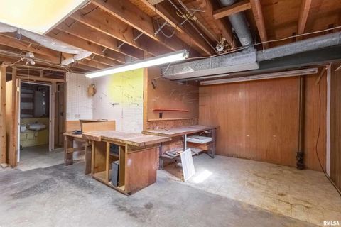 Tiny photo for 105 W PRICE Street, Eldridge, IA 52748 (MLS # QC4267231)