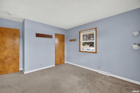 Tiny photo for 105 W PRICE Street, Eldridge, IA 52748 (MLS # QC4267231)