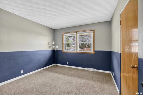 Tiny photo for 105 W PRICE Street, Eldridge, IA 52748 (MLS # QC4267231)