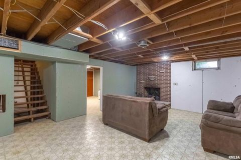 Tiny photo for 105 W PRICE Street, Eldridge, IA 52748 (MLS # QC4267231)