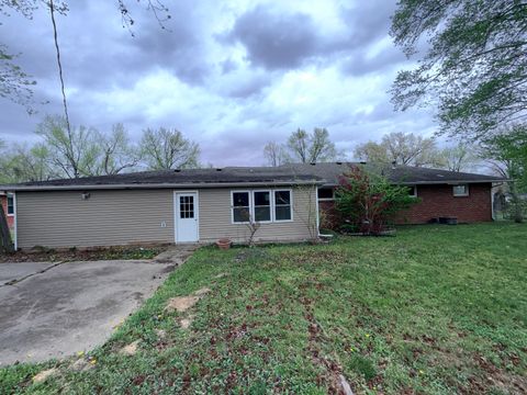 Tiny photo for 192 Circle Drive, Herrin, IL 62948 (MLS # 12619559)