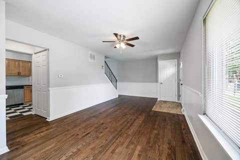 Tiny photo for 3041 St. Ives Court, Richton Park, IL 60471 (MLS # 12732007)
