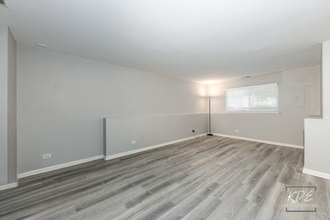 Tiny photo for 2440 Daybreak Court, Elgin, IL 60123 (MLS # 12497902)