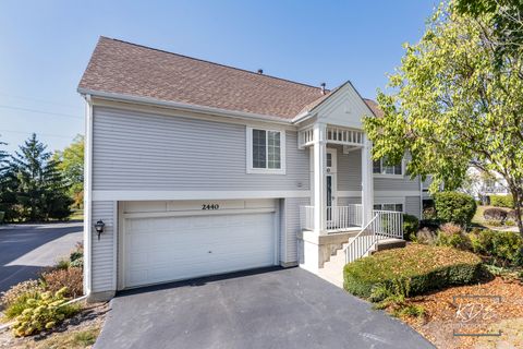 2440 Daybreak Court Elgin IL 60123