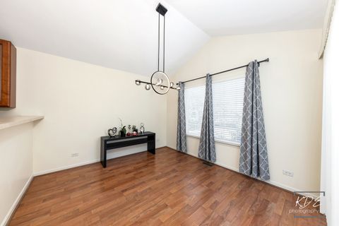 Tiny photo for 2440 Daybreak Court, Elgin, IL 60123 (MLS # 12497902)