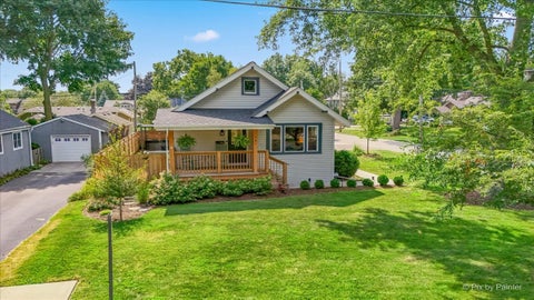 Photo of 701 Monroe Avenue, St. Charles, IL 60174 (MLS # 12690602)