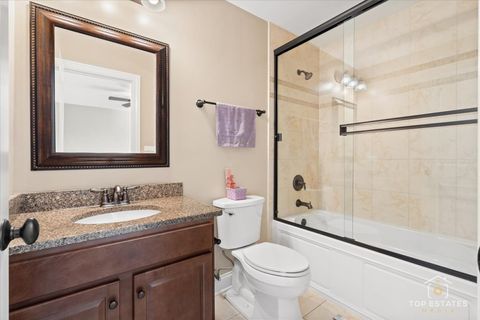 Tiny photo for 385 Andover Drive, Oswego, IL 60543 (MLS # 12663342)