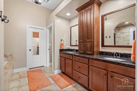 Tiny photo for 385 Andover Drive, Oswego, IL 60543 (MLS # 12663342)