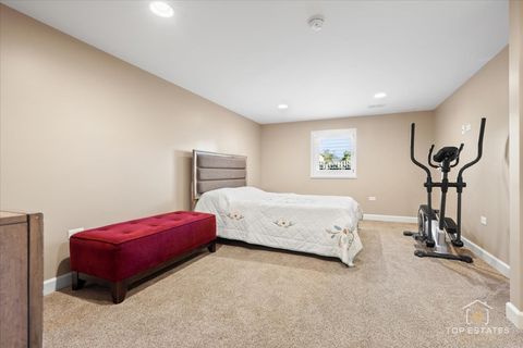 Tiny photo for 385 Andover Drive, Oswego, IL 60543 (MLS # 12663342)